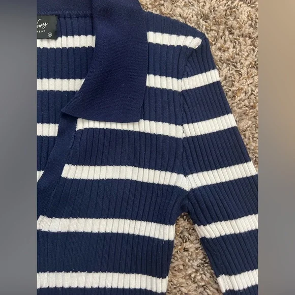 Milk And Honey Knitwear Blue And White striped Top Size M (0714) - Picture 10 of 13